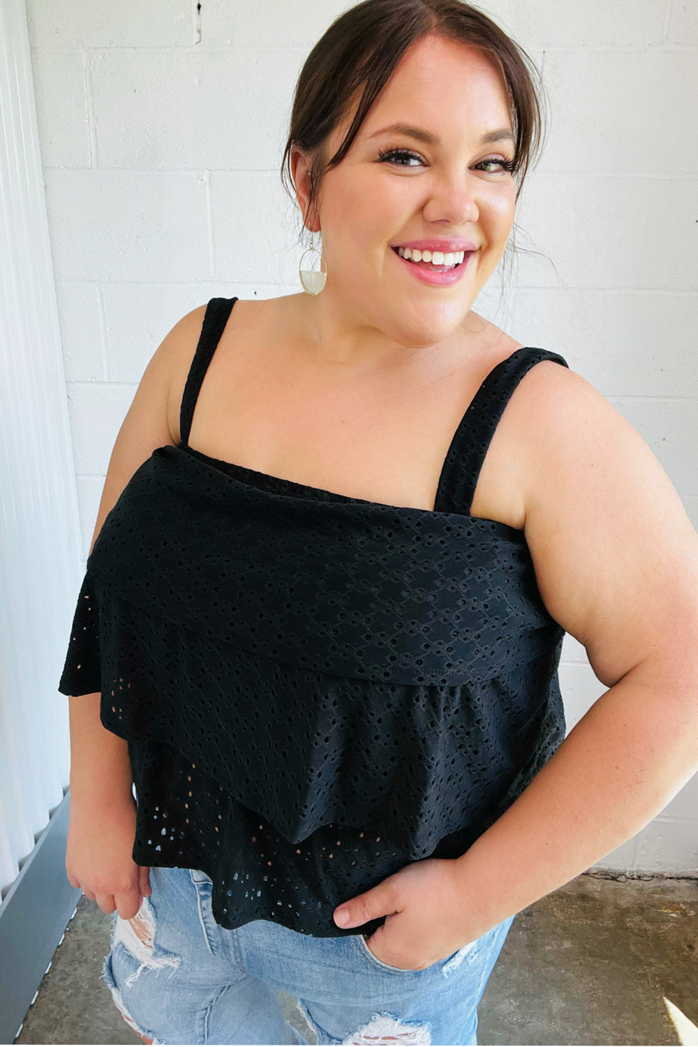 Black Eyelet Tiered Sleeveless Lined Top